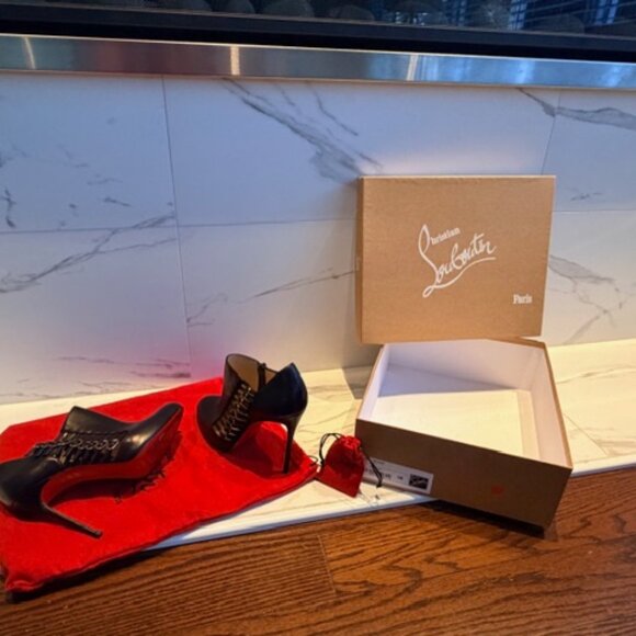 CHRISTIAN LOUBOUTIN SAFETY 100 CALF BLACK SIZE 38 - Picture 1 of 4